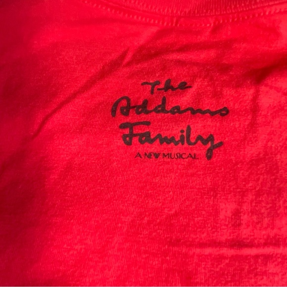 RARE! BNWOT ADDAMS FAMILY MUSICAL WEDNESDAY ADAMS TSHIRT WOMENS XL MADE SMALL. - Picture 4 of 6